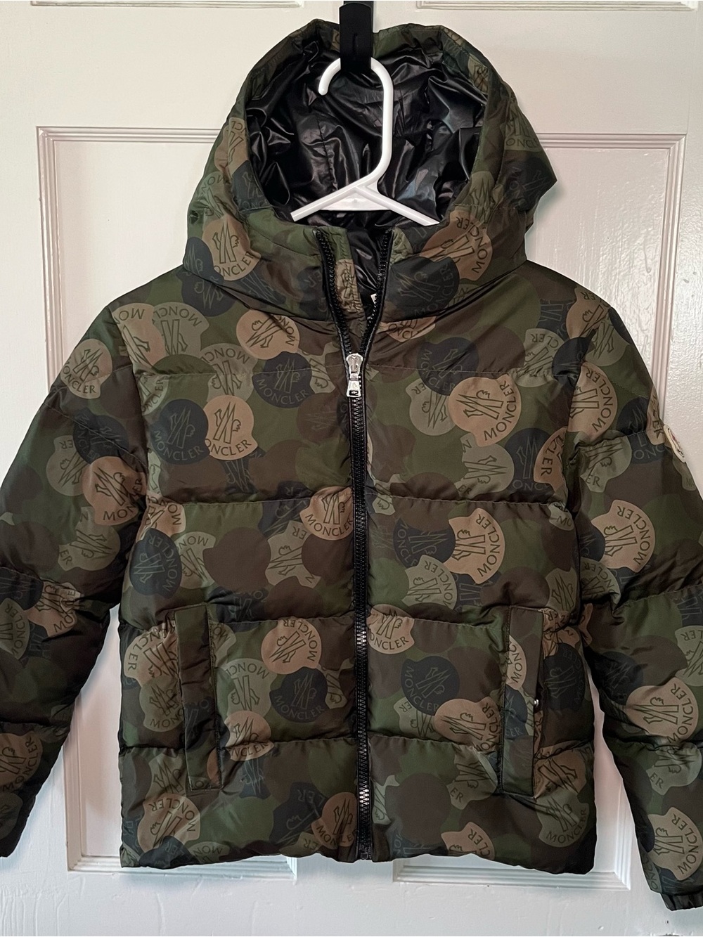 Moncler Escer Camo Green Logo Hooded Down Puffer Jacket Boys 10A
